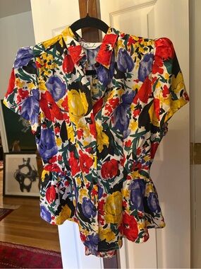 Vintage Sunshai Bold Floral Peplum Blouse Puff Sleeves , Small